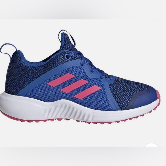 Adidas kids athletic shoes - Picture 1 of 8